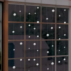 Amscan Snow String Decoration - Little Painter Art | Exploring the Endless Possibilities of Art| Hot
