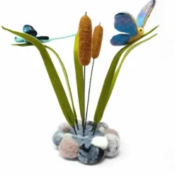 Crafty Kit Co. Needle Felting Kit - Peaceful Pond - Little Painter Art | Exploring the Endless Possibilities of Art| Shop All