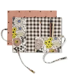 Canvas^Fringe Studio Roll Up Pouch - Polka Dot & Floral - Little Painter Art | Exploring the Endless Possibilities of Art