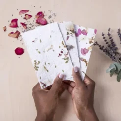 Shop All^Kikkerland Crafters Flower Paper Kit - Little Painter Art | Exploring the Endless Possibilities of Art